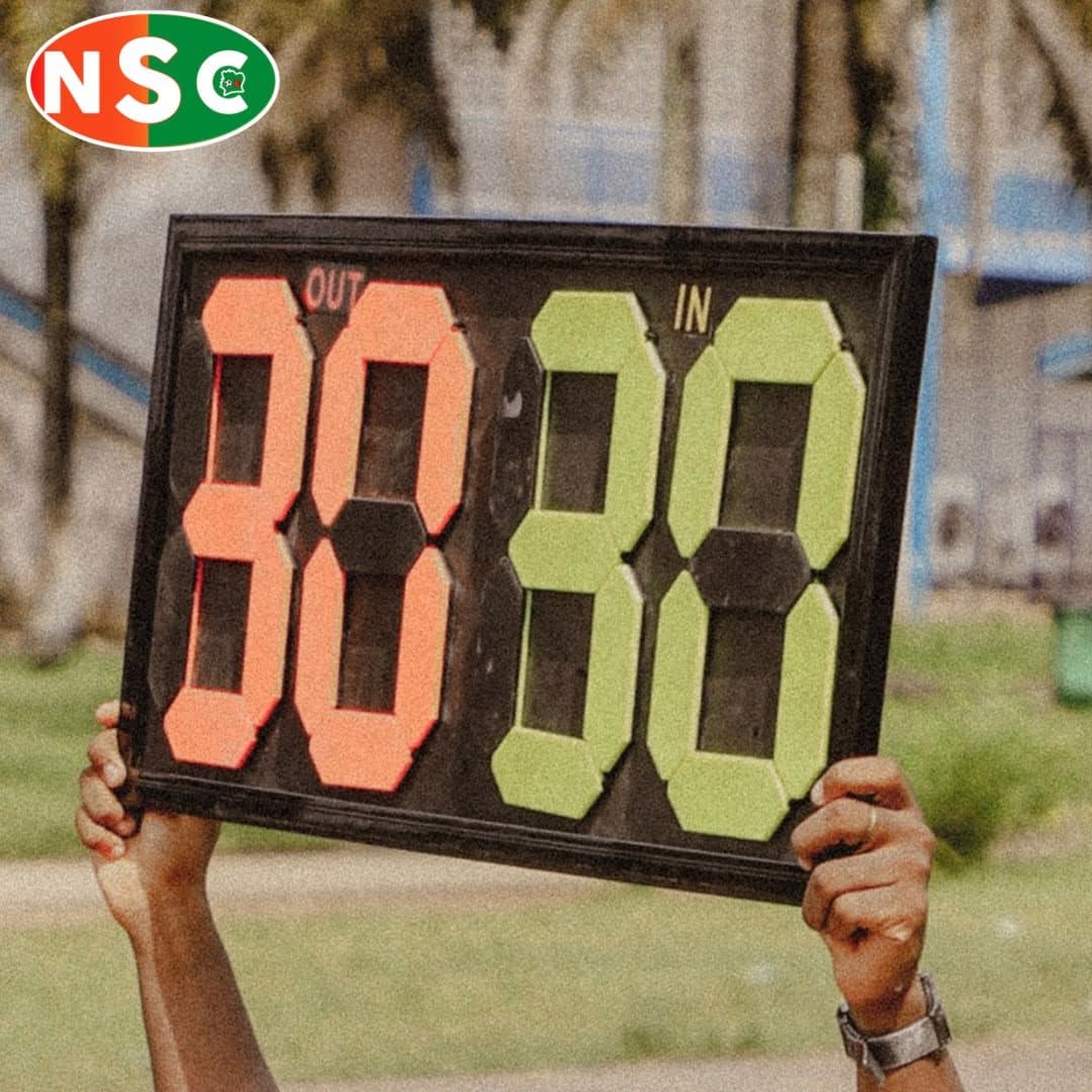 Le tableau de score NSC tenu à bout de bras, 30 partout